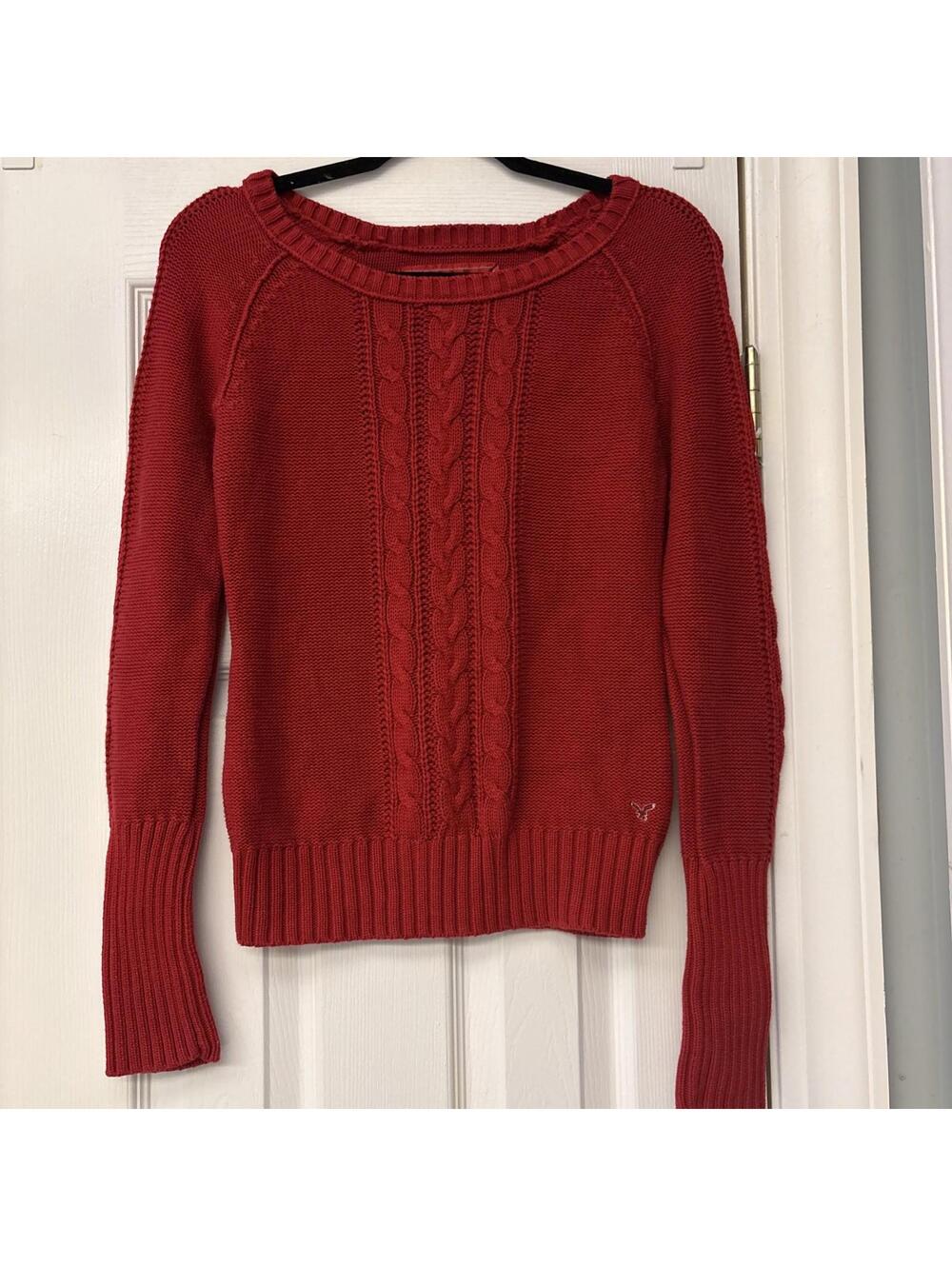 American Eagle Outfitter Crewneck Red Sweater Juniors  Sz. L. Holiday Casual